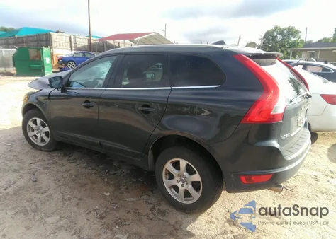 2012 Volvo Xc60 3.2 Platinum/3.2 Premier/3.2 Premier Plus/3.2L z USA, uszkodzony, nr VIN YV4952DZ0C2323046